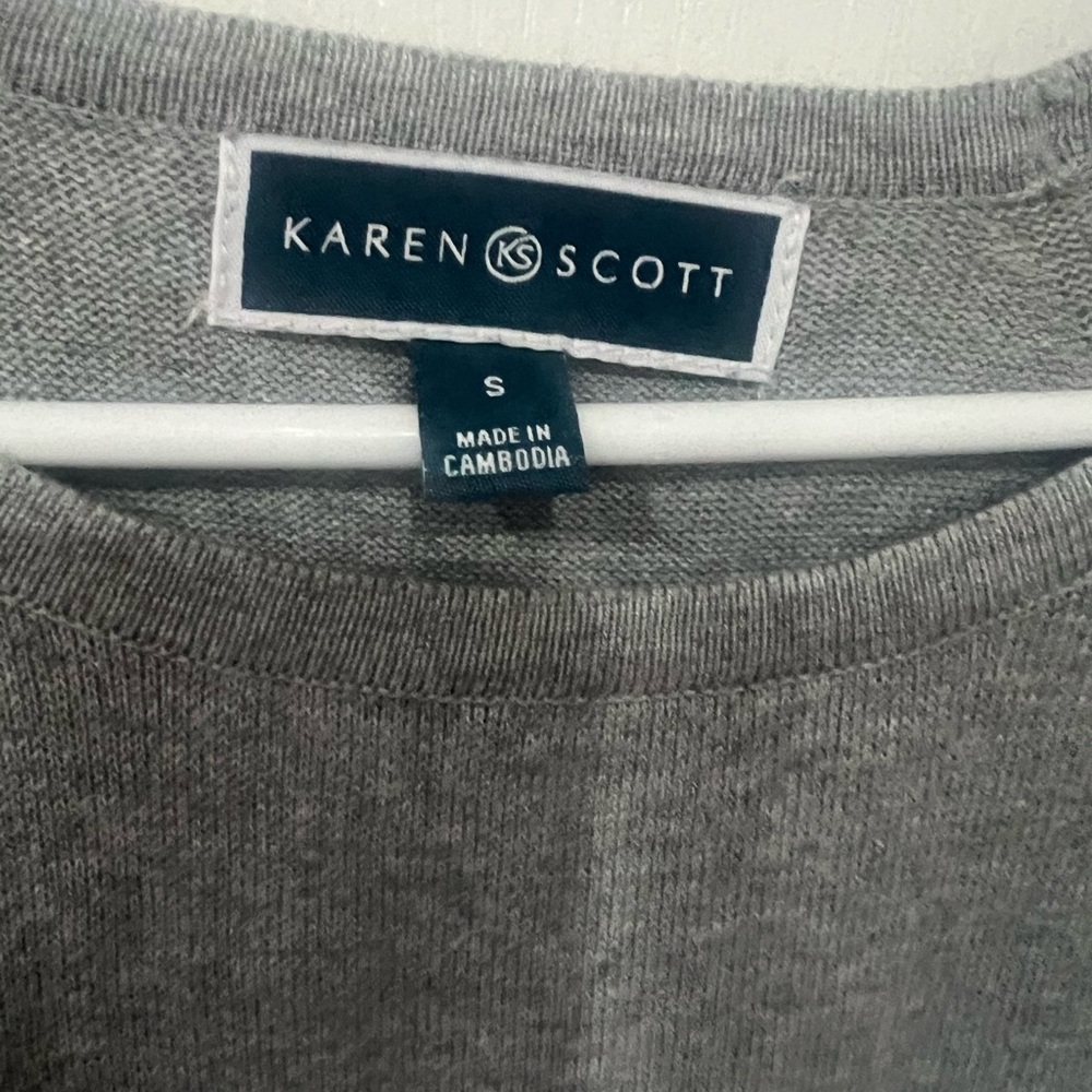 Karen Scott Heather Gray Sweater with White Accents NWT!!! - Picture 4 of 6
